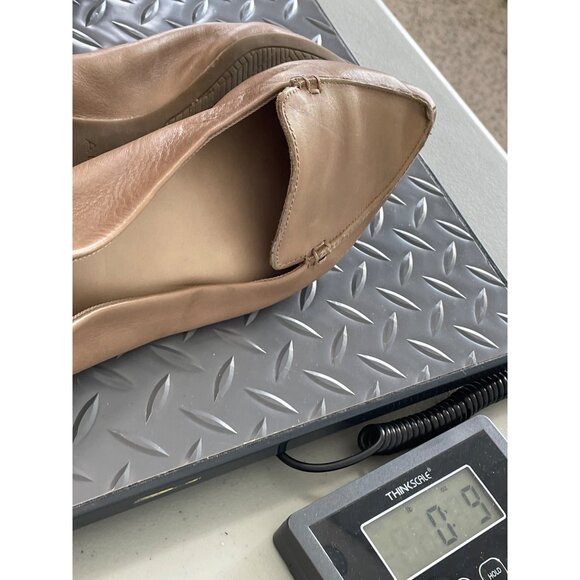 Aldo Slip On Flats Size 7.5 Pointed Toe Beige Leather Comfort Flats Minimalist - Picture 9 of 9